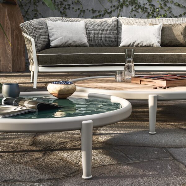 B&B Italia Outdoor Erica coffeetable sidetable buitenmeubelen teak